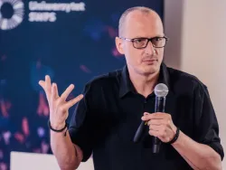 prof. Konrad Piotrowski