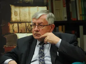 prof. Tadeusz Gadacz